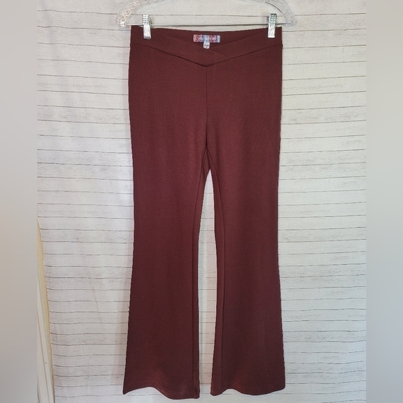 URBAN OUTFITTERS MAROON WIDE LEG FLARE LOW RISE PULL ON LEGGINGS, SZ 4 - Picture 1 of 12